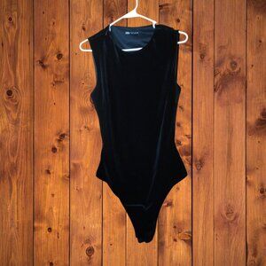 Zara  Women's XL Velvet Sleeveless Cutout Back Bodysuit Sexy Party Feminine